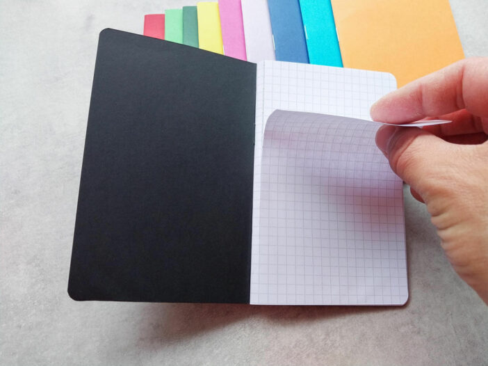 mini notebooks with 20 pages